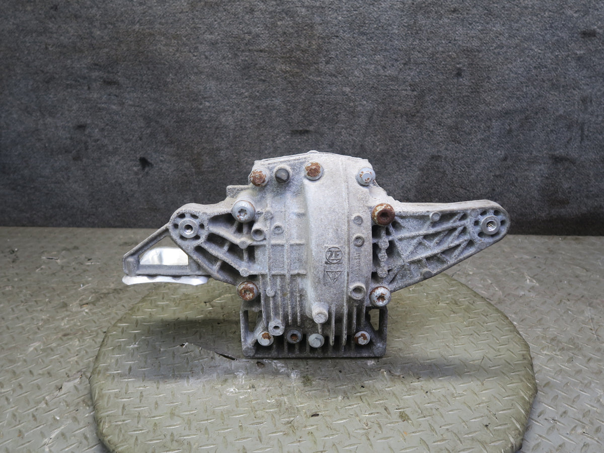 2015-2016 Porsche Macan Turbo 3.6L AWD Rear Axle Differential Carrier 71K Miles