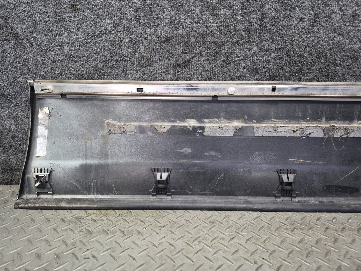04-06 Lexus UCF30L LS430 Front & Rear Left Door Lower Exterior Molding Set OEM