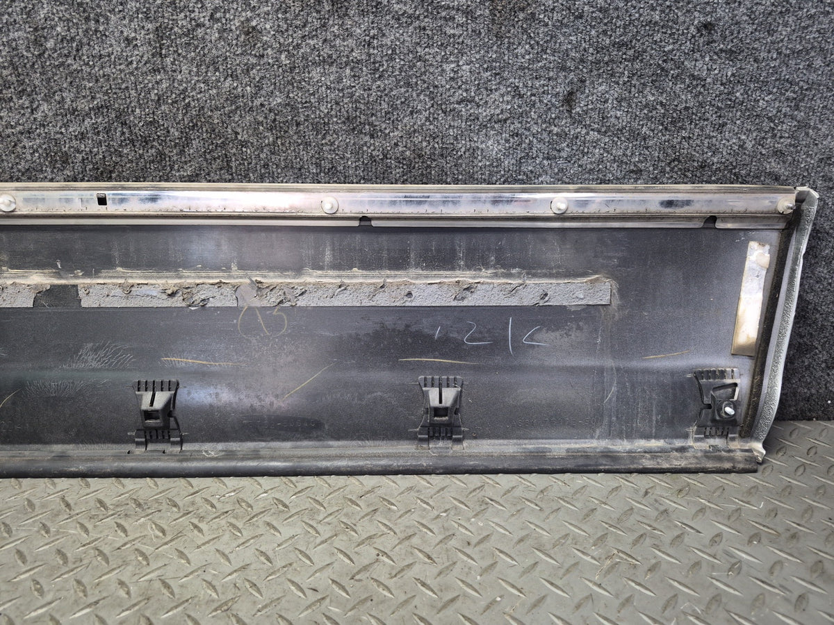 04-06 Lexus UCF30L LS430 Front & Rear Left Door Lower Exterior Molding Set OEM