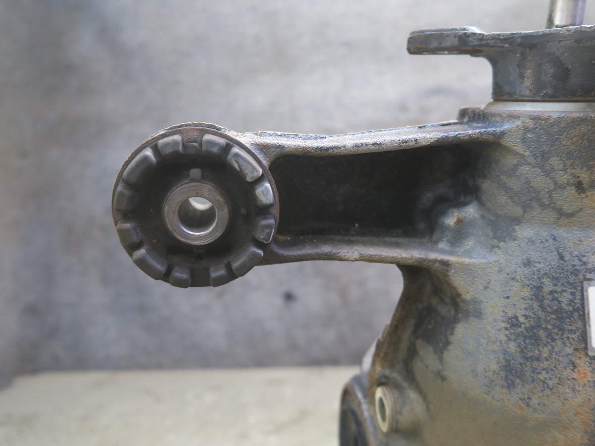 04-06 Lexus UCF30L LS430 RWD Rear Differential Carrier 3.769 Ratio 120K Mile OEM