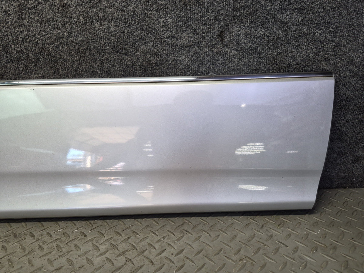 04-06 Lexus UCF30L LS430 Right Fender Door Lower Exterior Molding Trim Set OEM