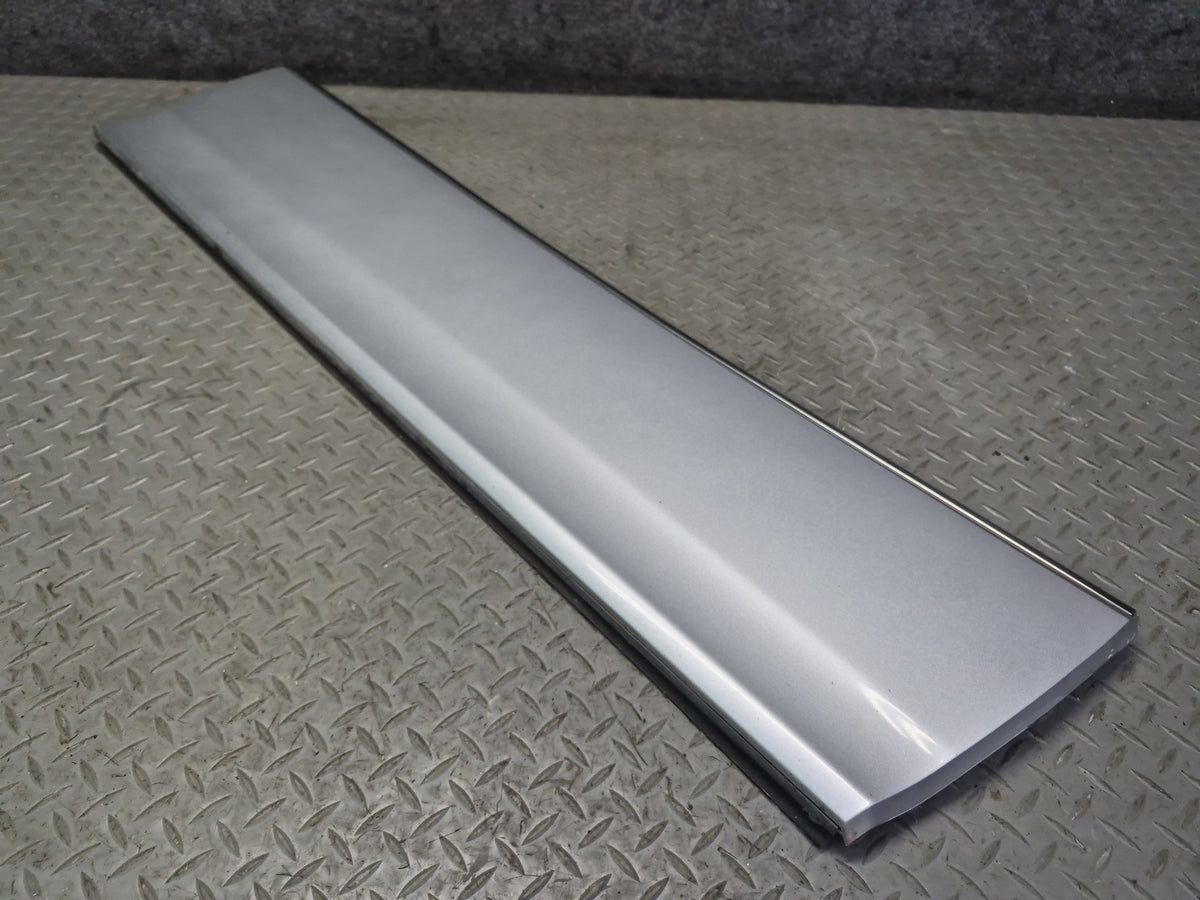 04-06 Lexus UCF30L LS430 Right Fender Door Lower Exterior Molding Trim Set OEM