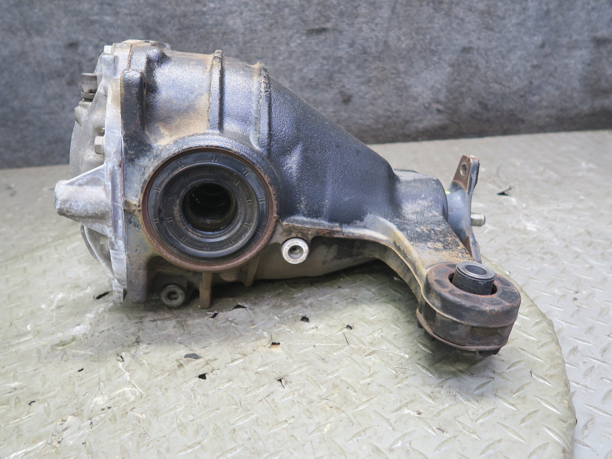 04-06 Lexus UCF30L LS430 RWD Rear Differential Carrier 3.769 Ratio 120K Mile OEM