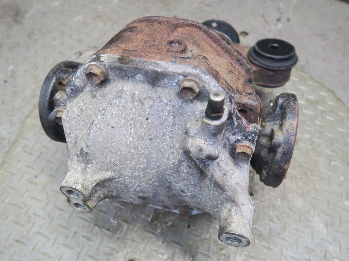 01-05 Lexus IS300 M96 A/T Rear Differential Carrier 3.91 Ratio 120K Miles OEM