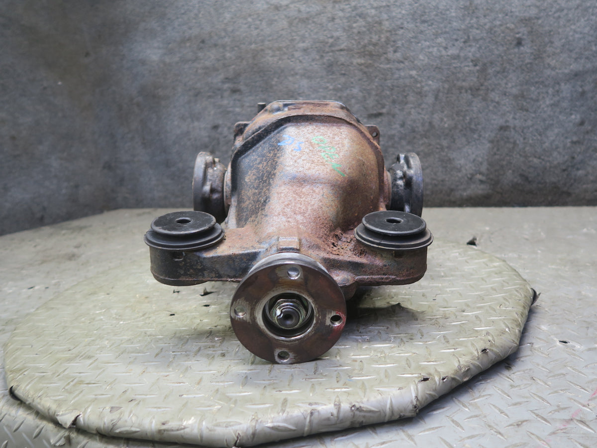 01-05 Lexus IS300 M96 A/T Rear Differential Carrier 3.91 Ratio 120K Miles OEM
