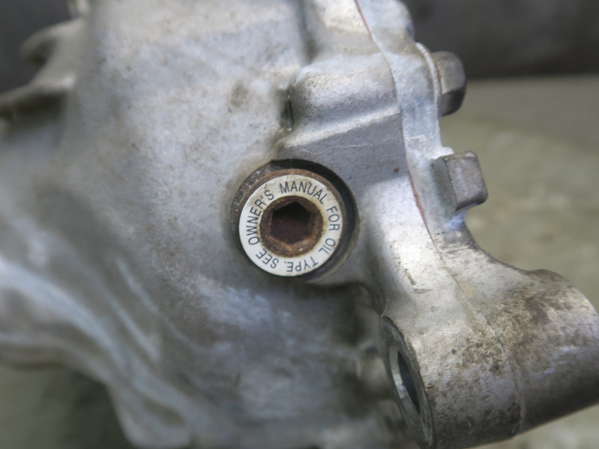 08-16 Lexus UVF46L LS600h AWD Front Axle Differential Carrier 3.916 Ratio OEM