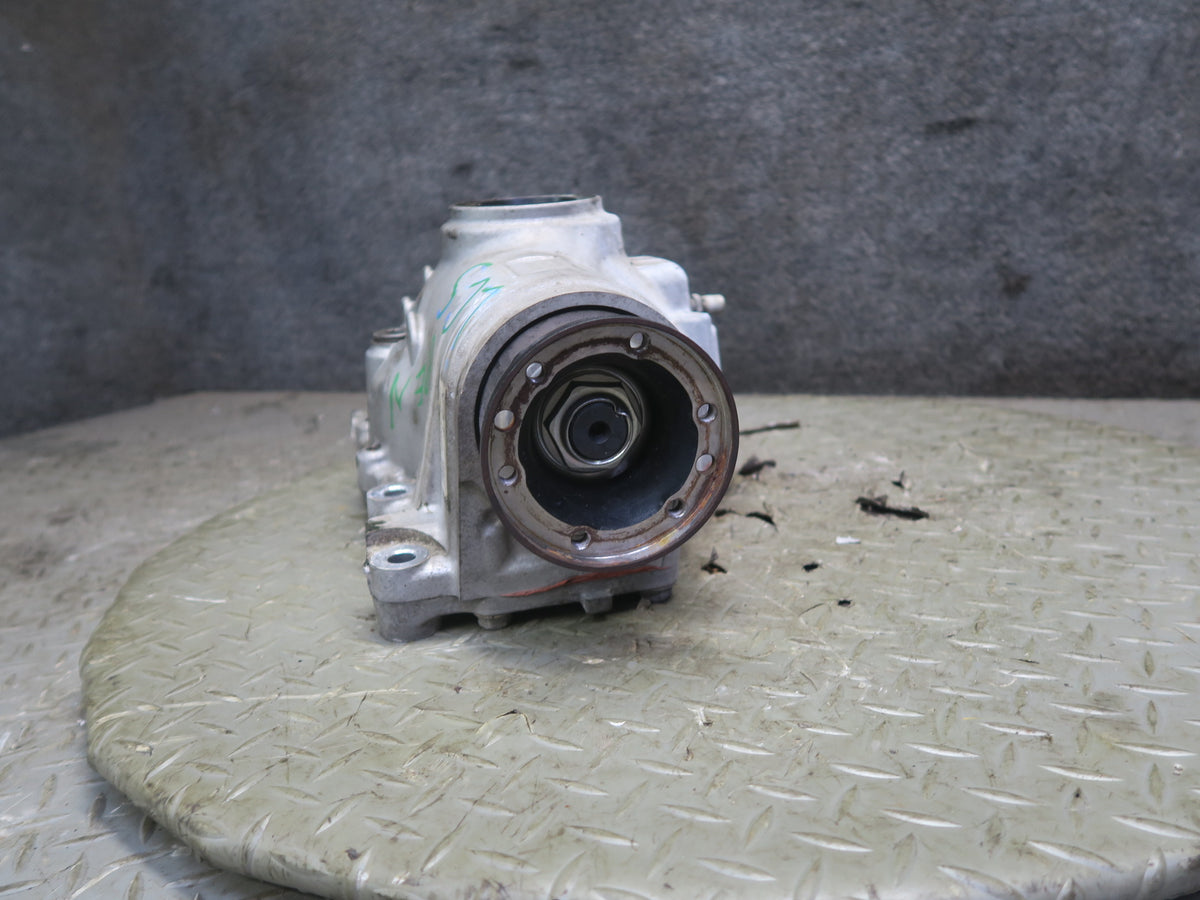 08-16 Lexus UVF46L LS600h AWD Front Axle Differential Carrier 3.916 Ratio OEM