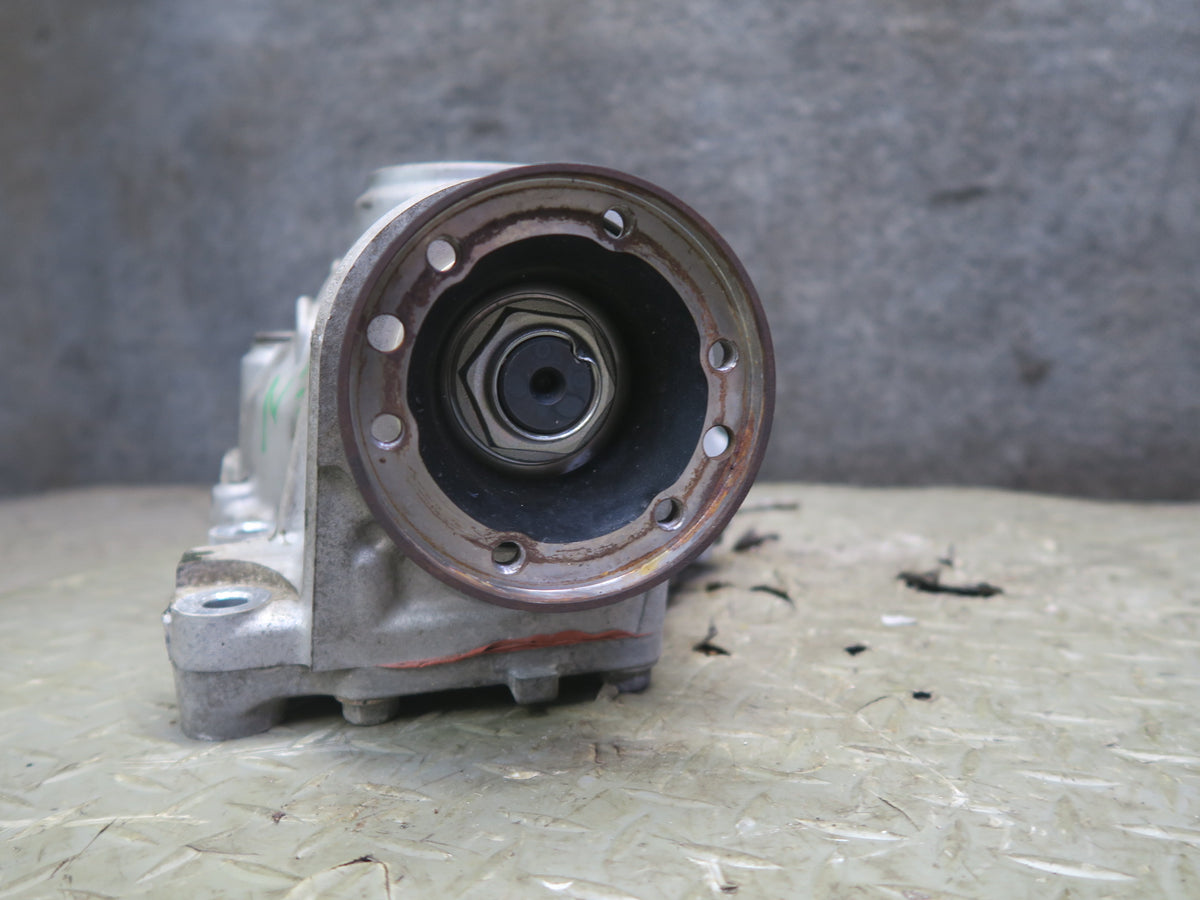 08-16 Lexus UVF46L LS600h AWD Front Axle Differential Carrier 3.916 Ratio OEM