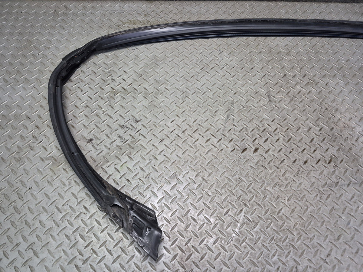 00-09 Honda S2000 Front Windshield Weatherstrip Rubber Seal Gasket OEM