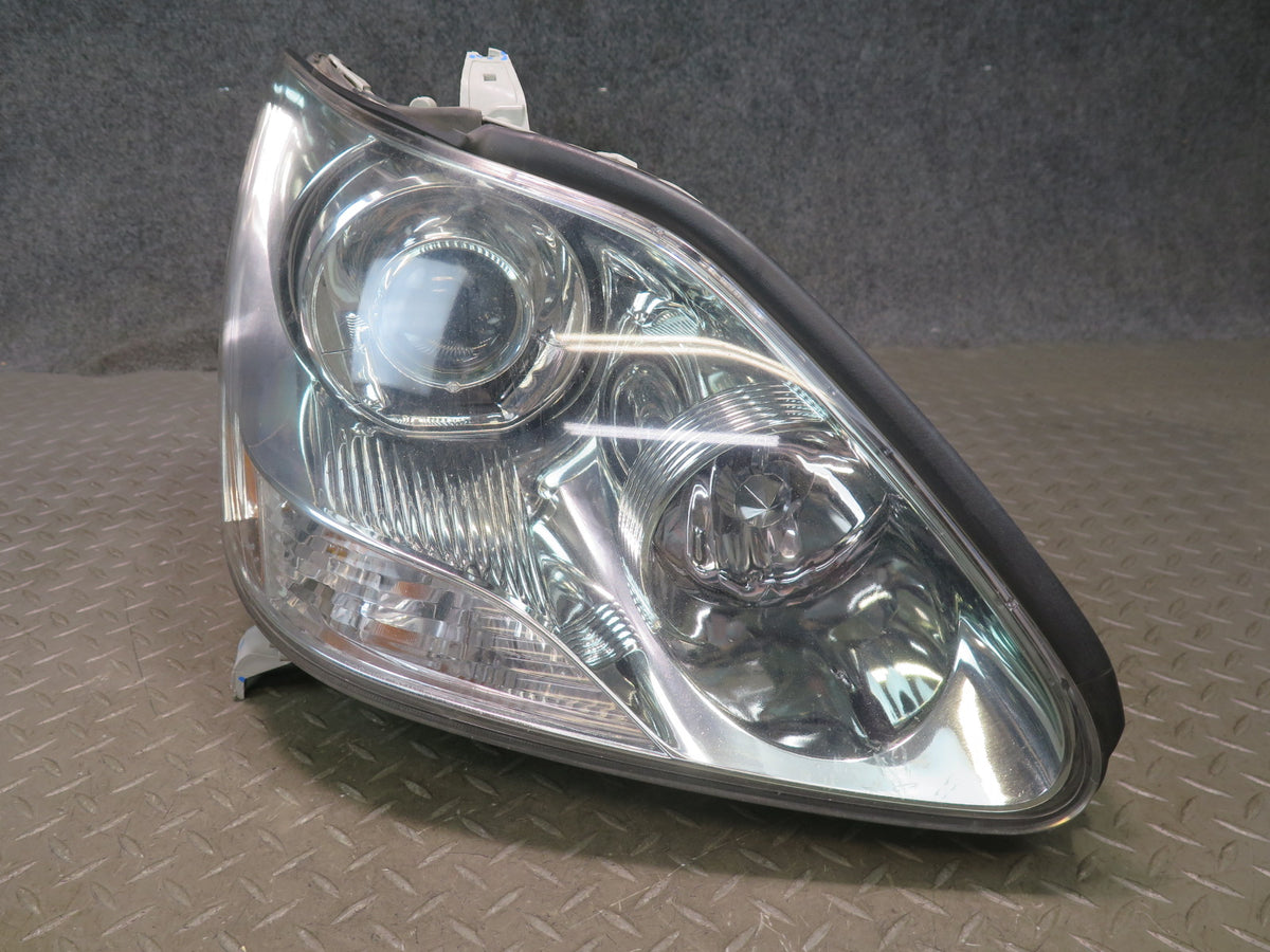 04-06 Lexus UCF30L LS430 Front Right AFS Xenon HID Headlight Lamp Damaged
