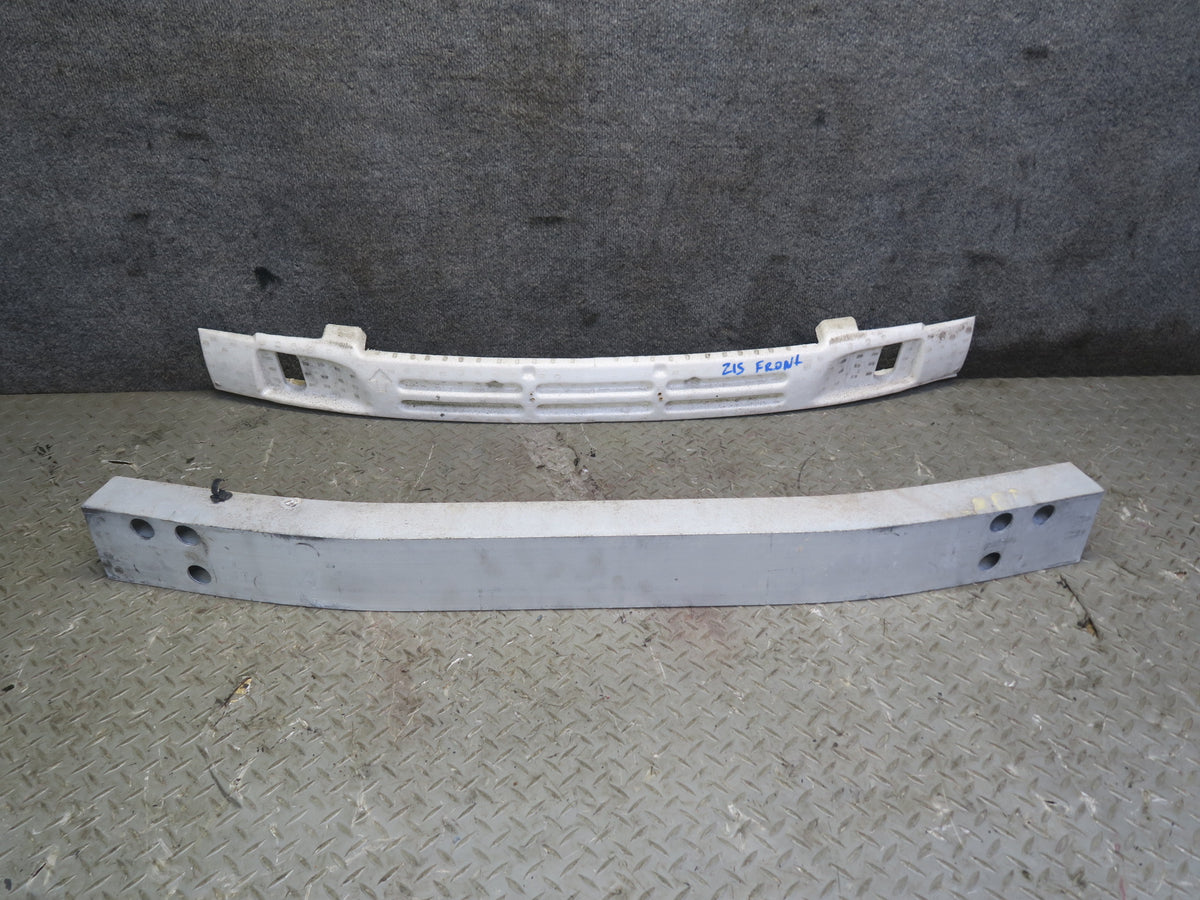 01-05 Lexus JCE10L IS300 Sedan Front Bumper Impact Reinforcement Bar w Foam OEM