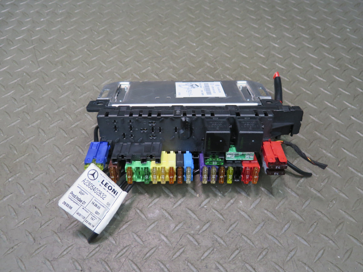 03-12 Mercedes R230 Rear SAM Fuse Relay Box Module 2305455432 OEM