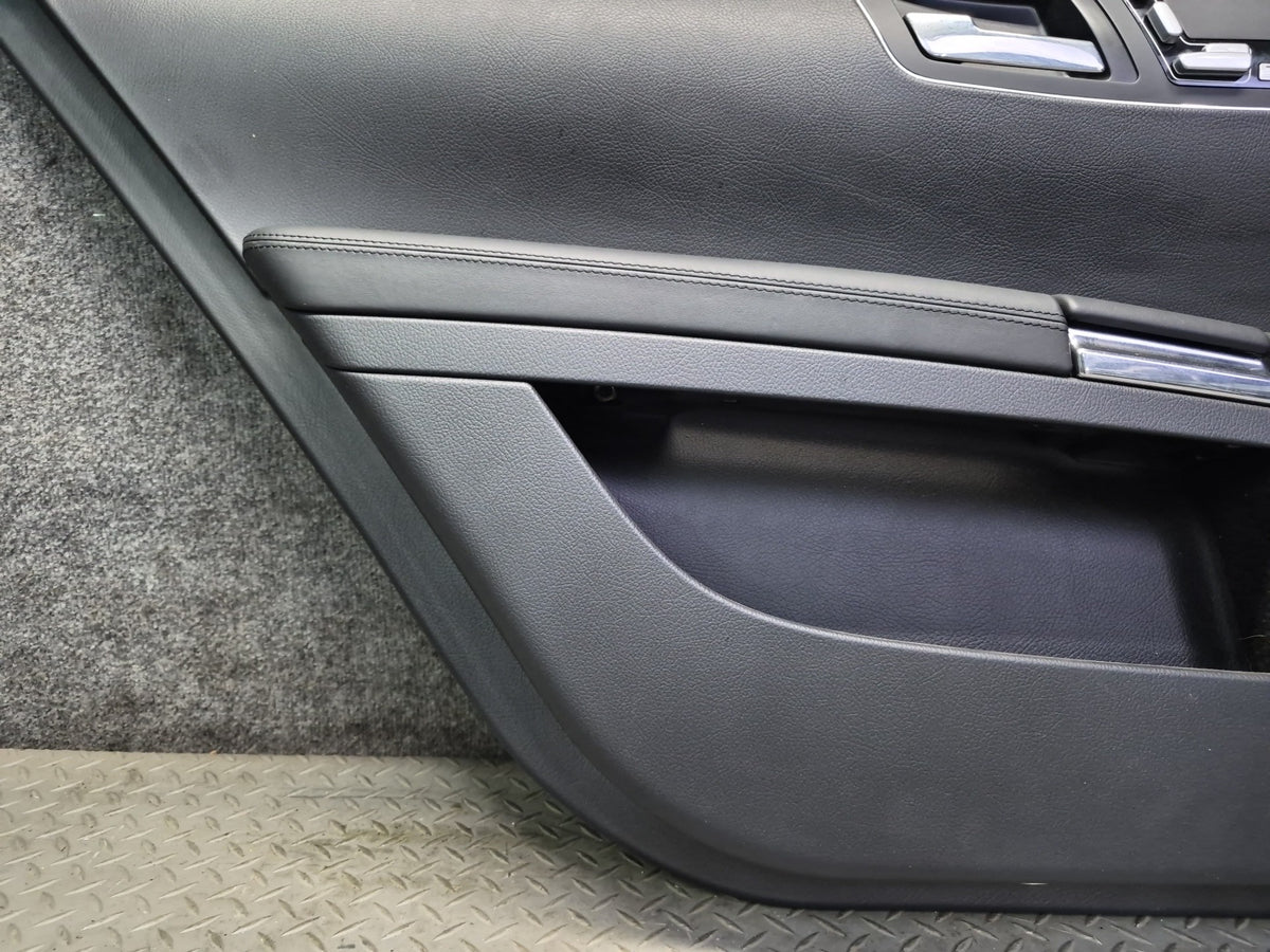 08-09 Mercedes W221 S63 AMG LWB Set of 2 Rear Door Interior Trim Panel Dmgd