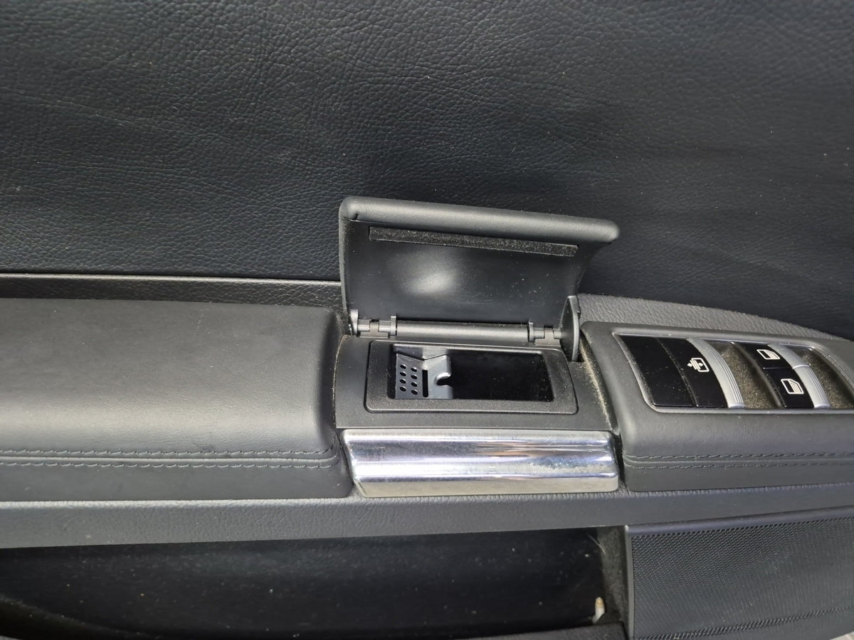 08-09 Mercedes W221 S63 AMG LWB Set of 2 Rear Door Interior Trim Panel Dmgd