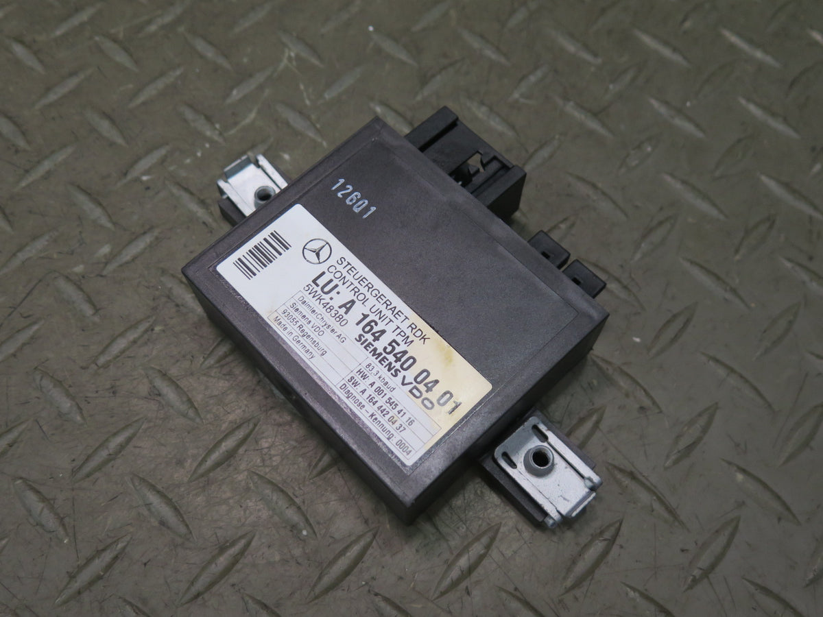 06-13 Mercedes R230 SL550 TPMS Tire Pressure Control Module Unit 1645400401 OEM