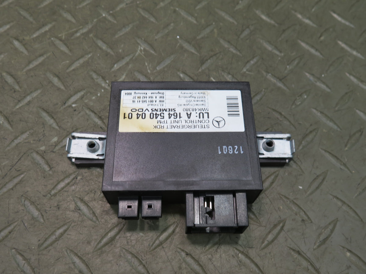 06-13 Mercedes R230 SL550 TPMS Tire Pressure Control Module Unit 1645400401 OEM