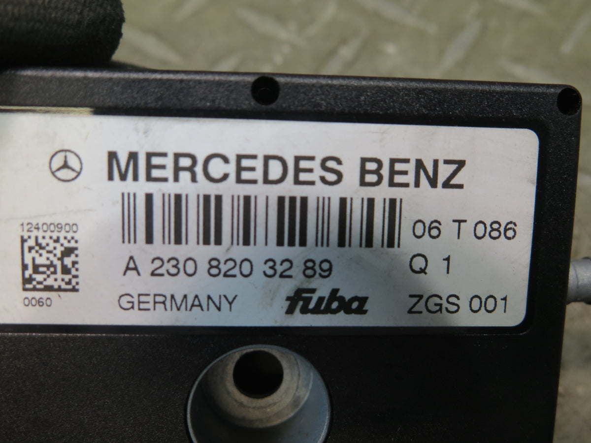 03-08 Mercedes R230 SL550 Antenna AMP Amplifier Booster Module 2308203289 OEM