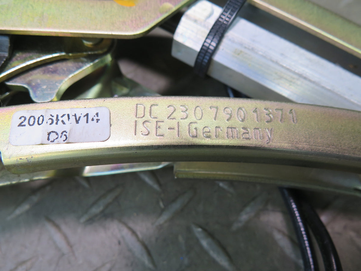03-12 Mercedes R230 Sl-class Rear Left Trunk Lock Frame Cylinder 2307901371 OEM