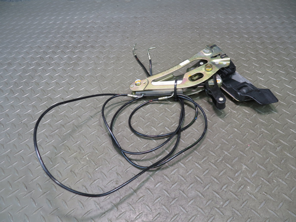 03-12 Mercedes R230 Sl-class Rear Left Trunk Lock Frame Cylinder 2307901371 OEM