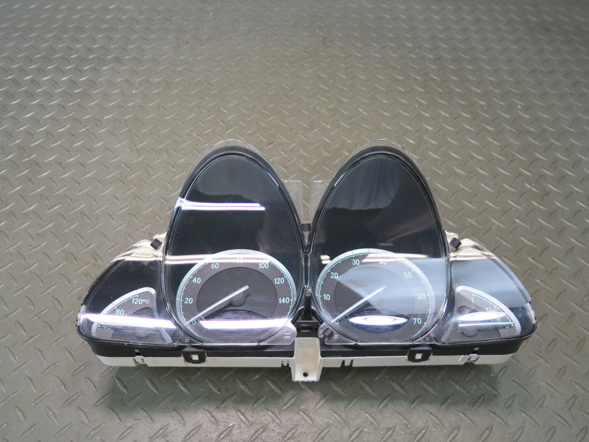 07-08 Mercedes R230 SL550 Instrument Cluster Gauge Speedometer Damaged
