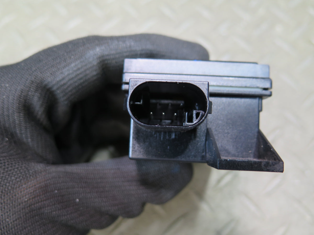 07-12 Mercedes R230 SL550 Rear Seat Belt Tensioner Sensor Module 2158600505 OEM