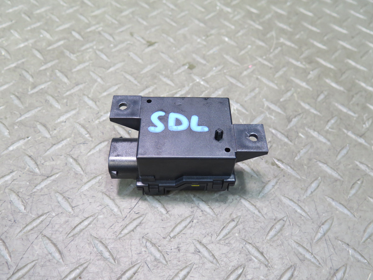 07-12 Mercedes R230 SL550 Rear Seat Belt Tensioner Sensor Module 2158600505 OEM