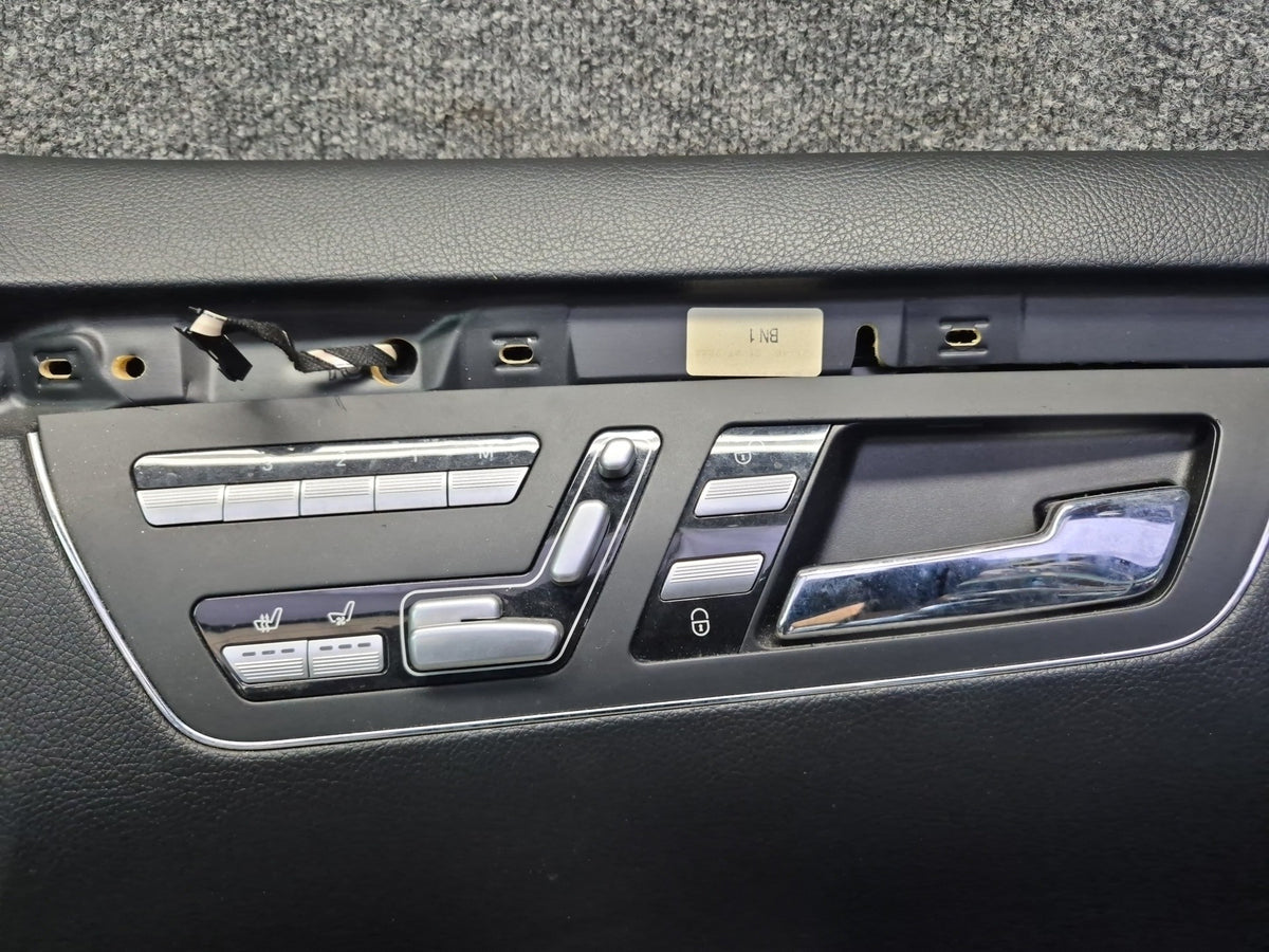 08-09 Mercedes W221 S63AMG LWB Set of 2 Front Door Interior Trim Panel Cover OEM