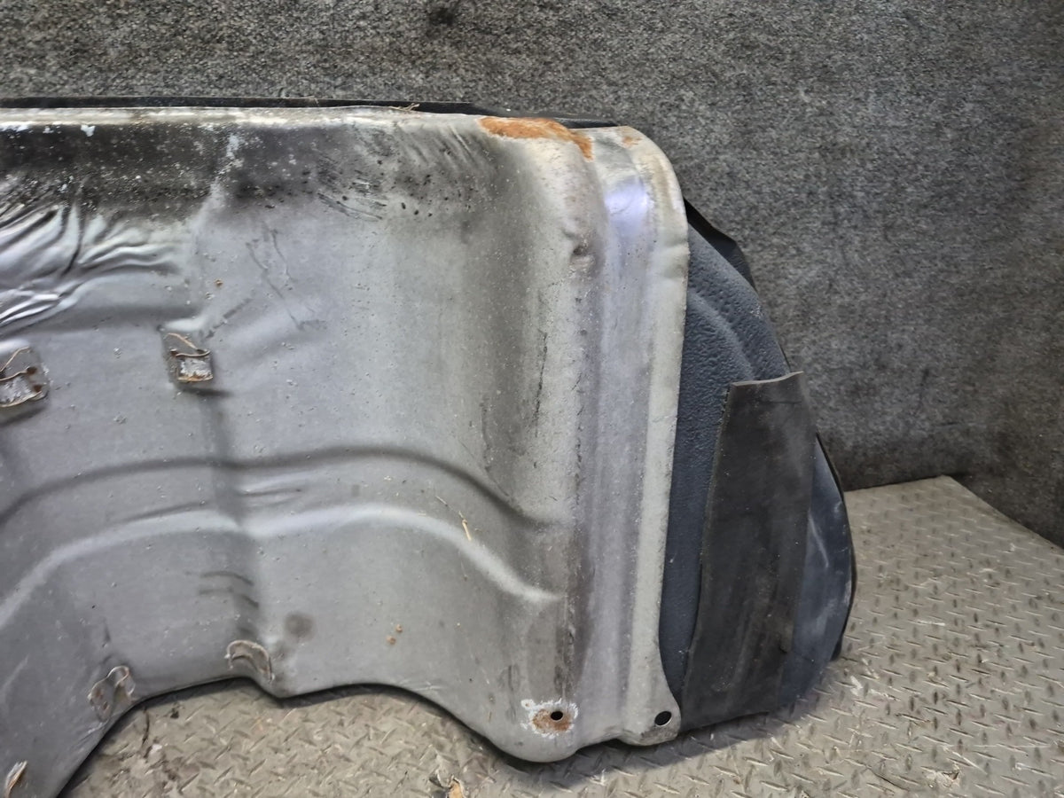 01-05 Lexus JCE10L IS300 Sedan Fuel Tank Unit OEM
