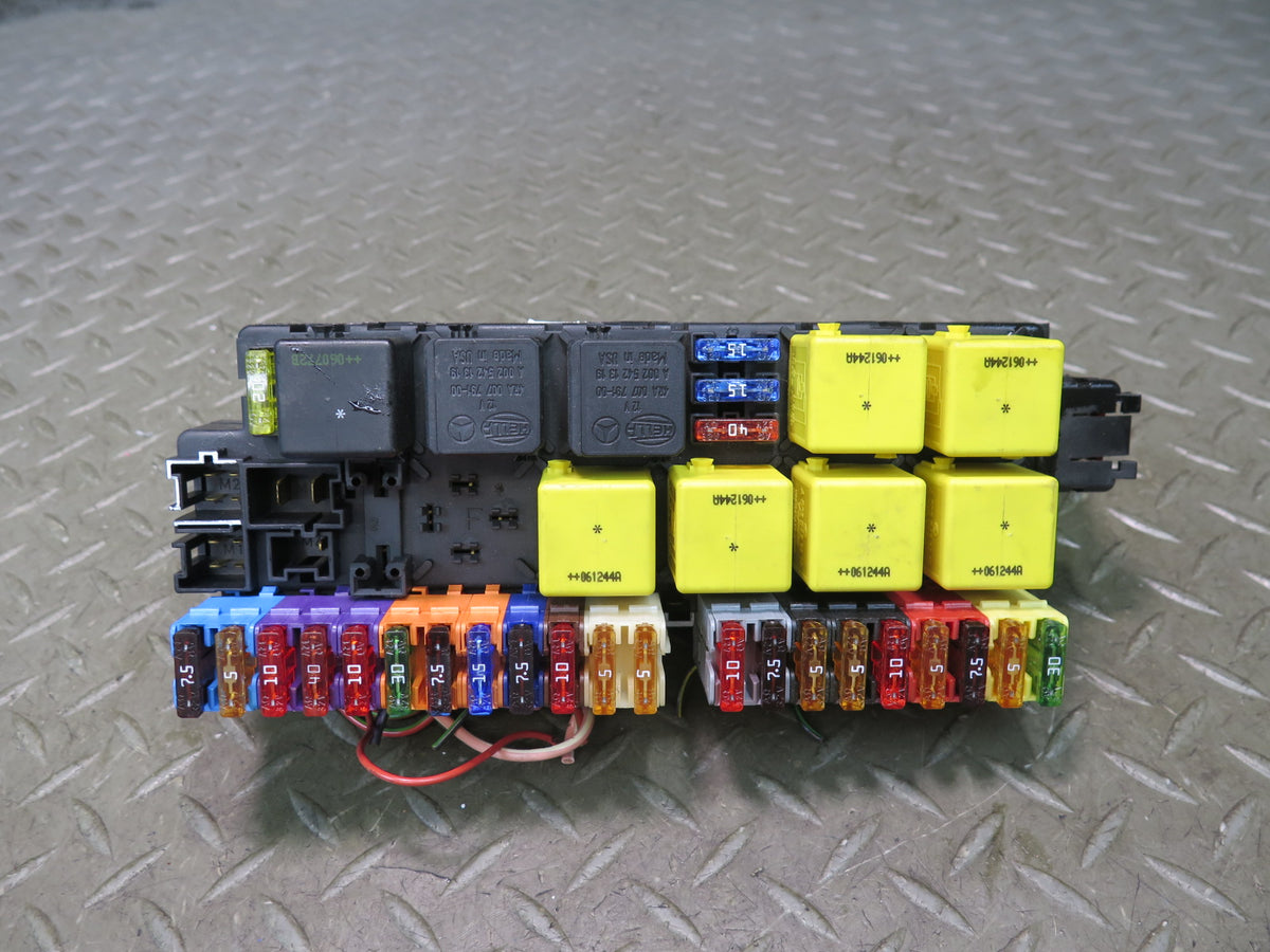 03-12 Mercedes R230 SL550 Front Left SAM Fuse Box Control OEM