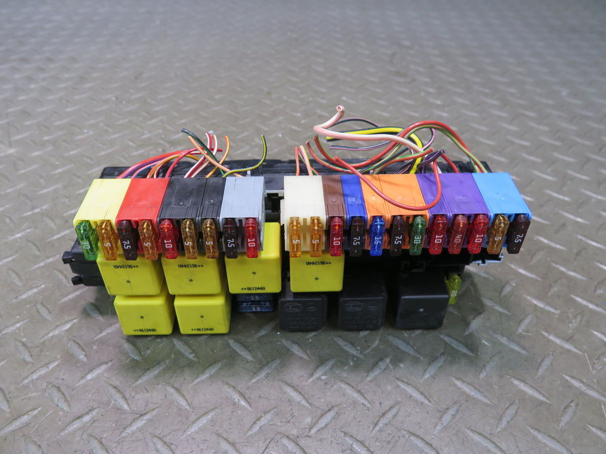 03-12 Mercedes R230 SL550 Front Left SAM Fuse Box Control OEM