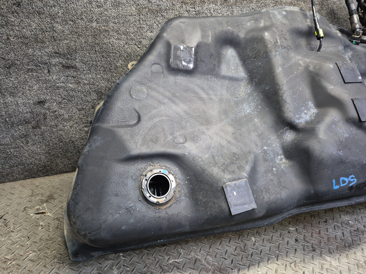 2006 Lexus UCF30L LS430 Gas Fuel Tank w Filler Neck & Heat Shield OEM