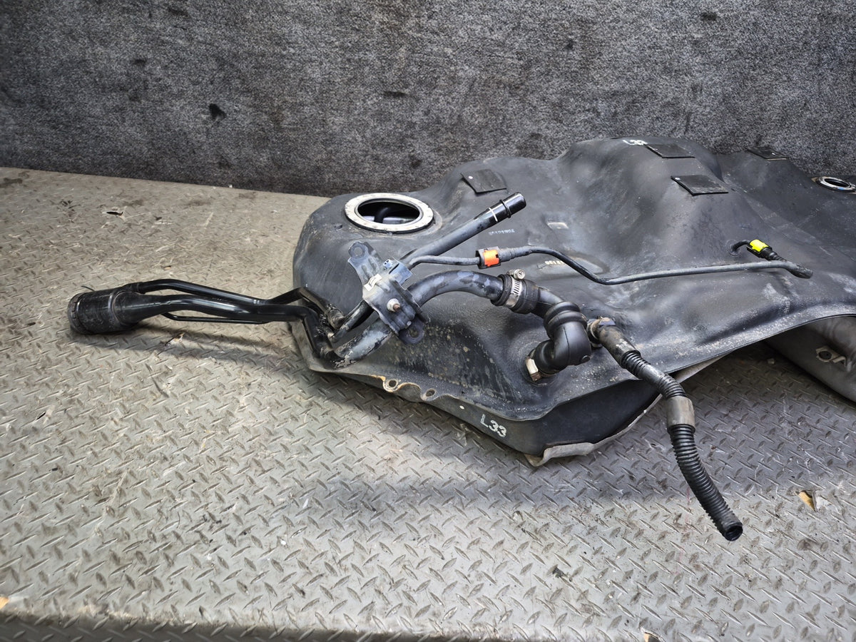 2006 Lexus UCF30L LS430 Gas Fuel Tank w Filler Neck & Heat Shield OEM