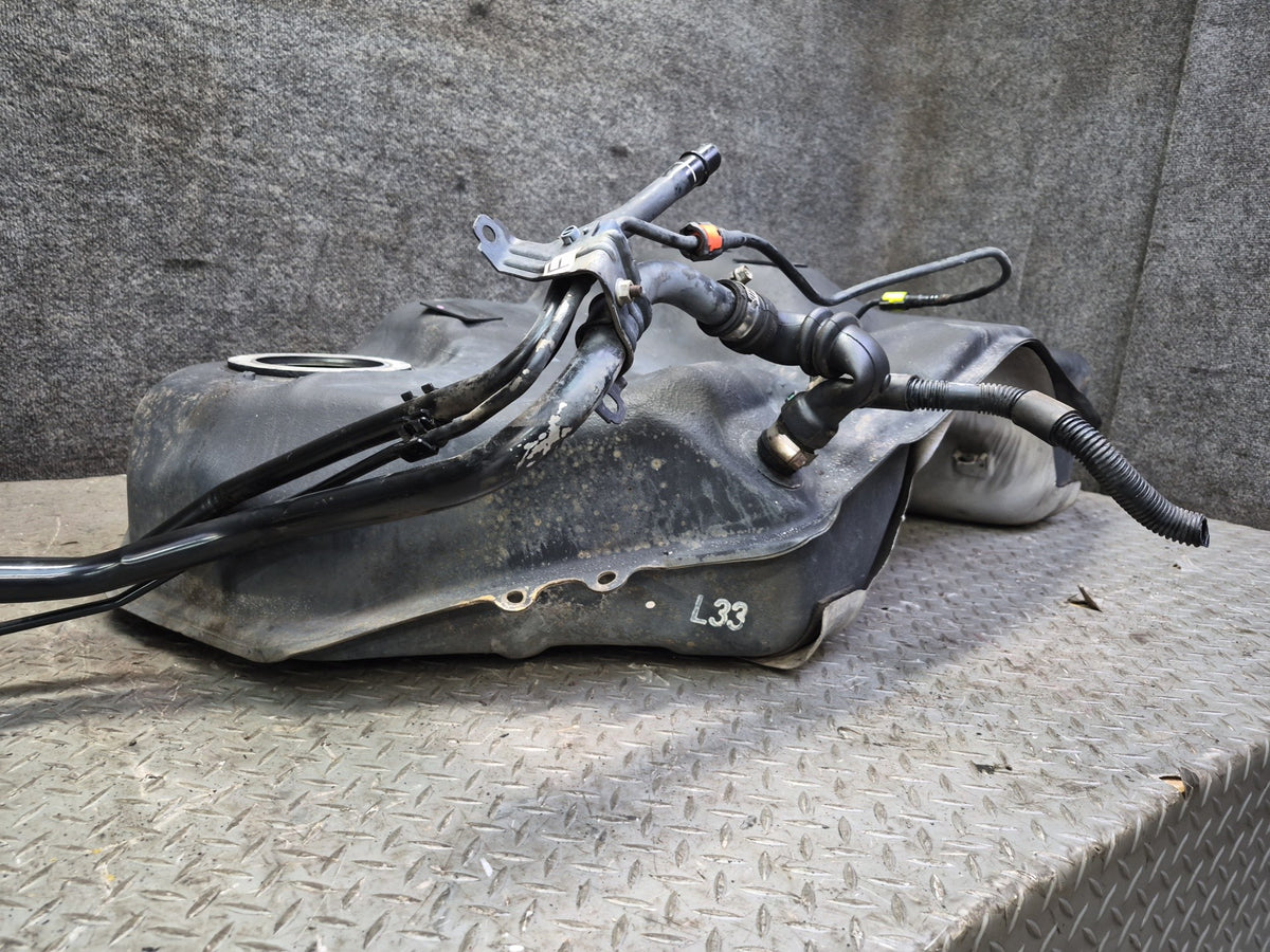 2006 Lexus UCF30L LS430 Gas Fuel Tank w Filler Neck & Heat Shield OEM