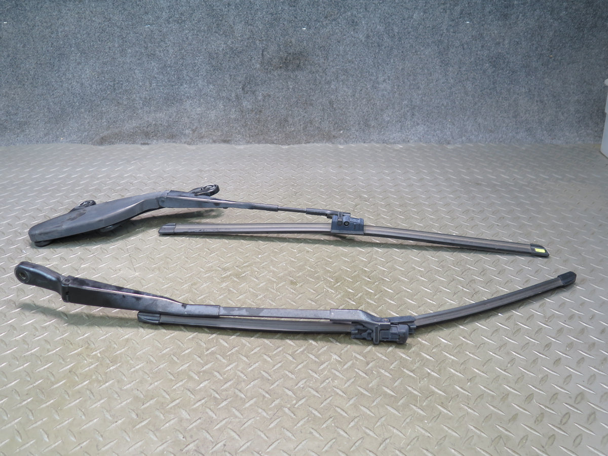 03-12 Mercedes R230 SL550 Set of 2 Front Left & Right Wiper Arm w Blades OEM