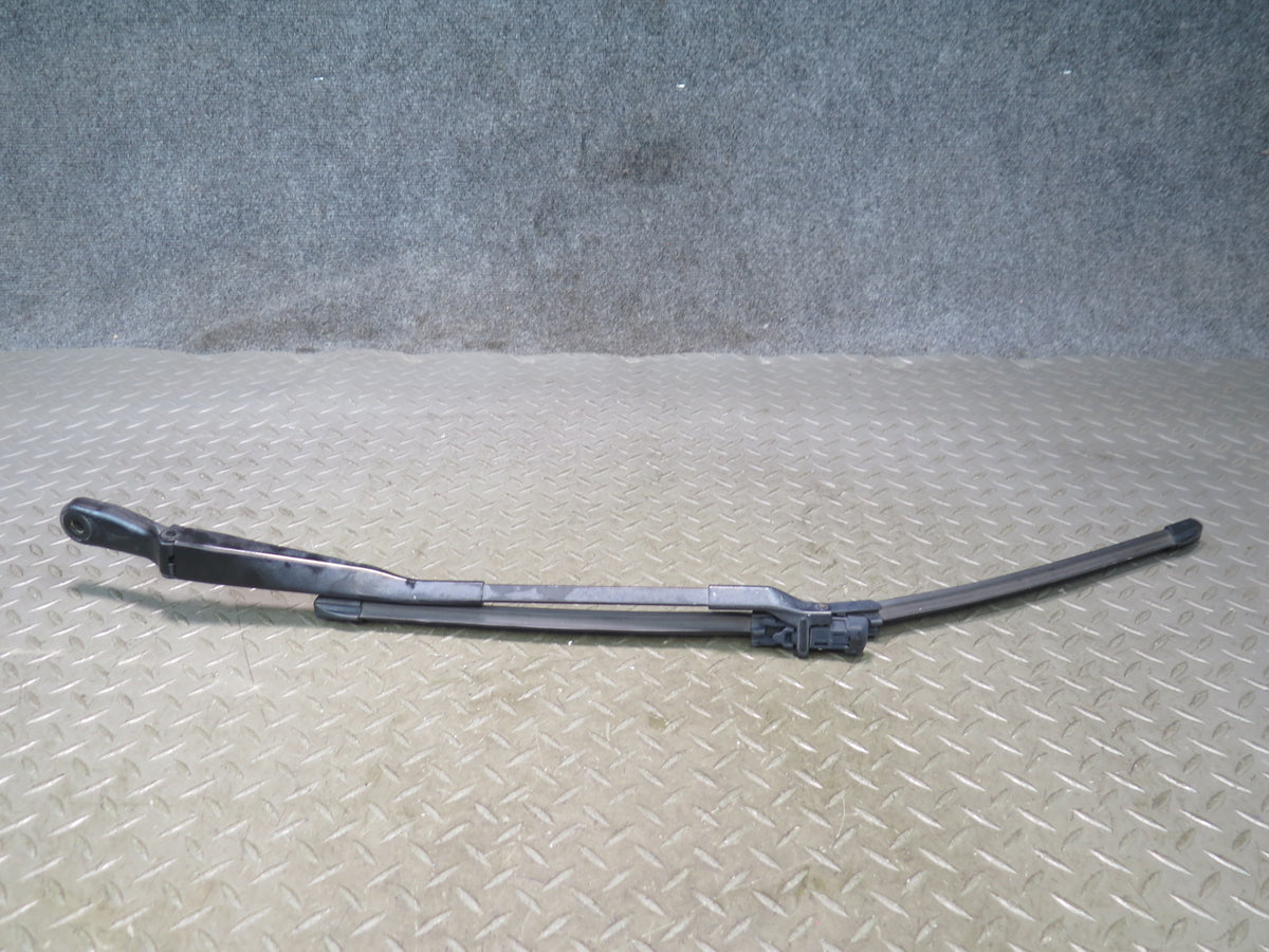 03-12 Mercedes R230 SL550 Set of 2 Front Left & Right Wiper Arm w Blades OEM