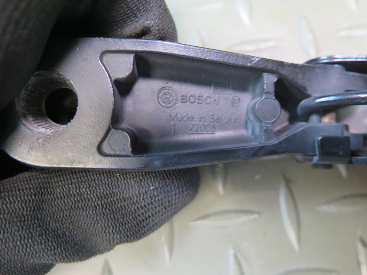 03-12 Mercedes R230 SL550 Set of 2 Front Left & Right Wiper Arm w Blades OEM