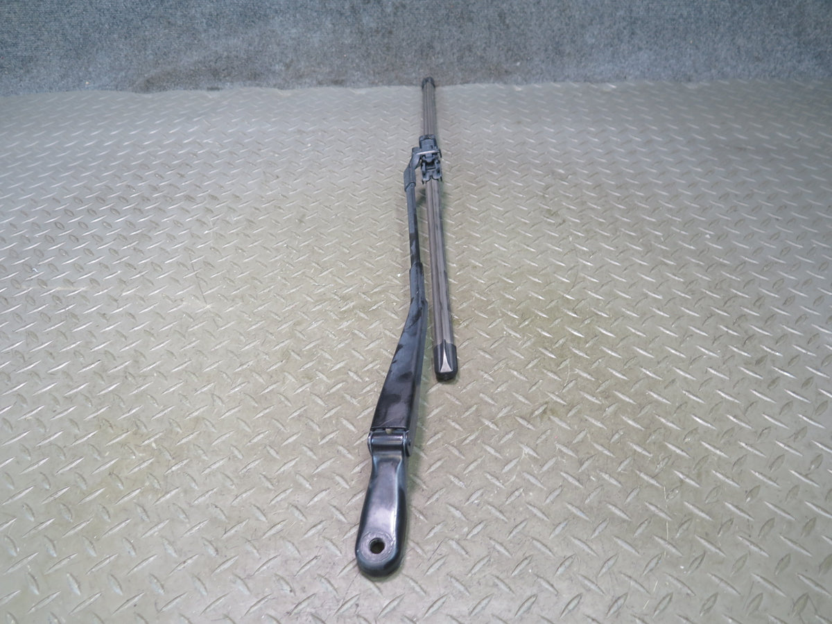 03-12 Mercedes R230 SL550 Set of 2 Front Left & Right Wiper Arm w Blades OEM