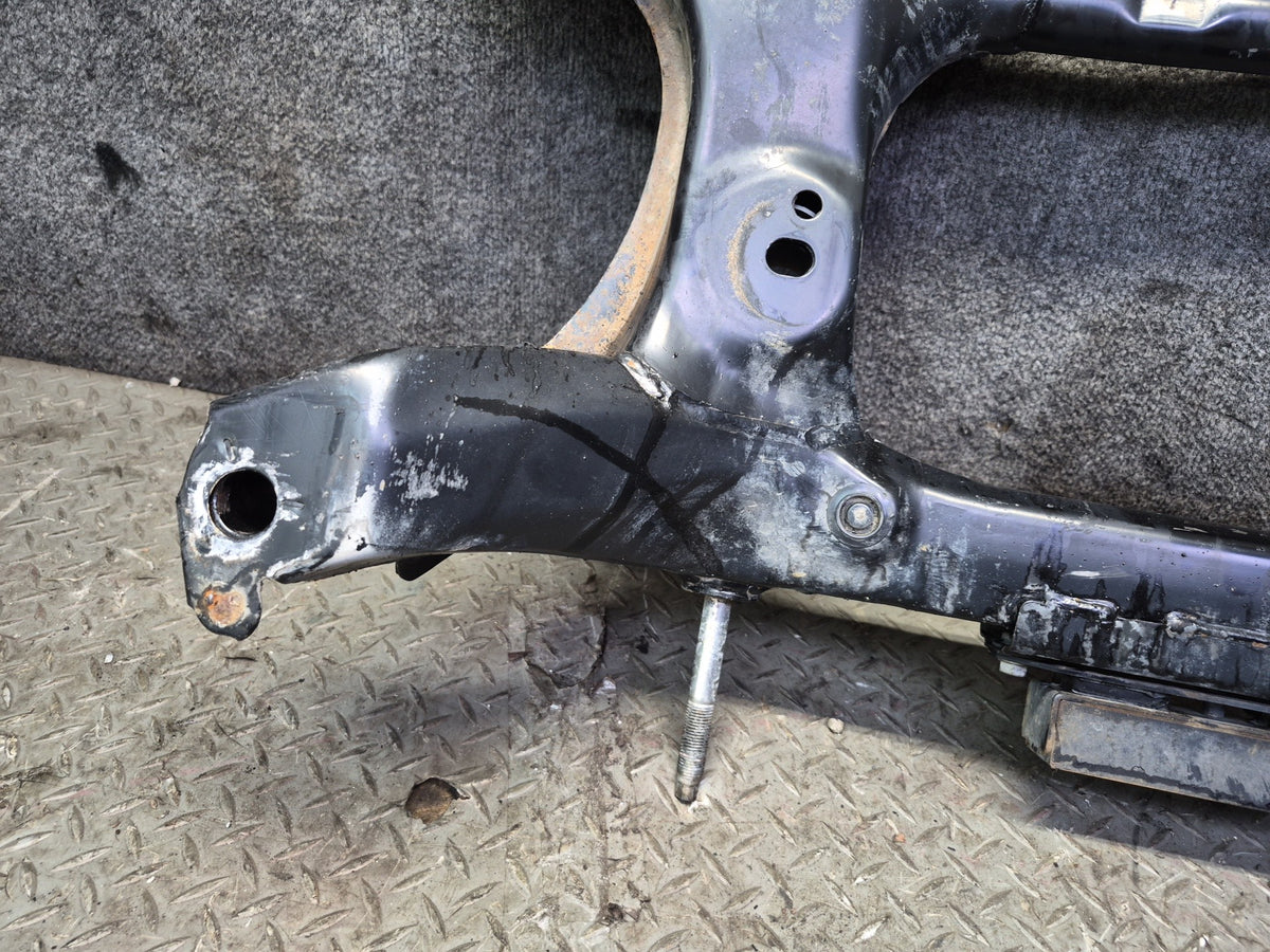 04-06 Lexus UCF30L LS430 Front Suspension Subframe Crossmember Cradle OEM