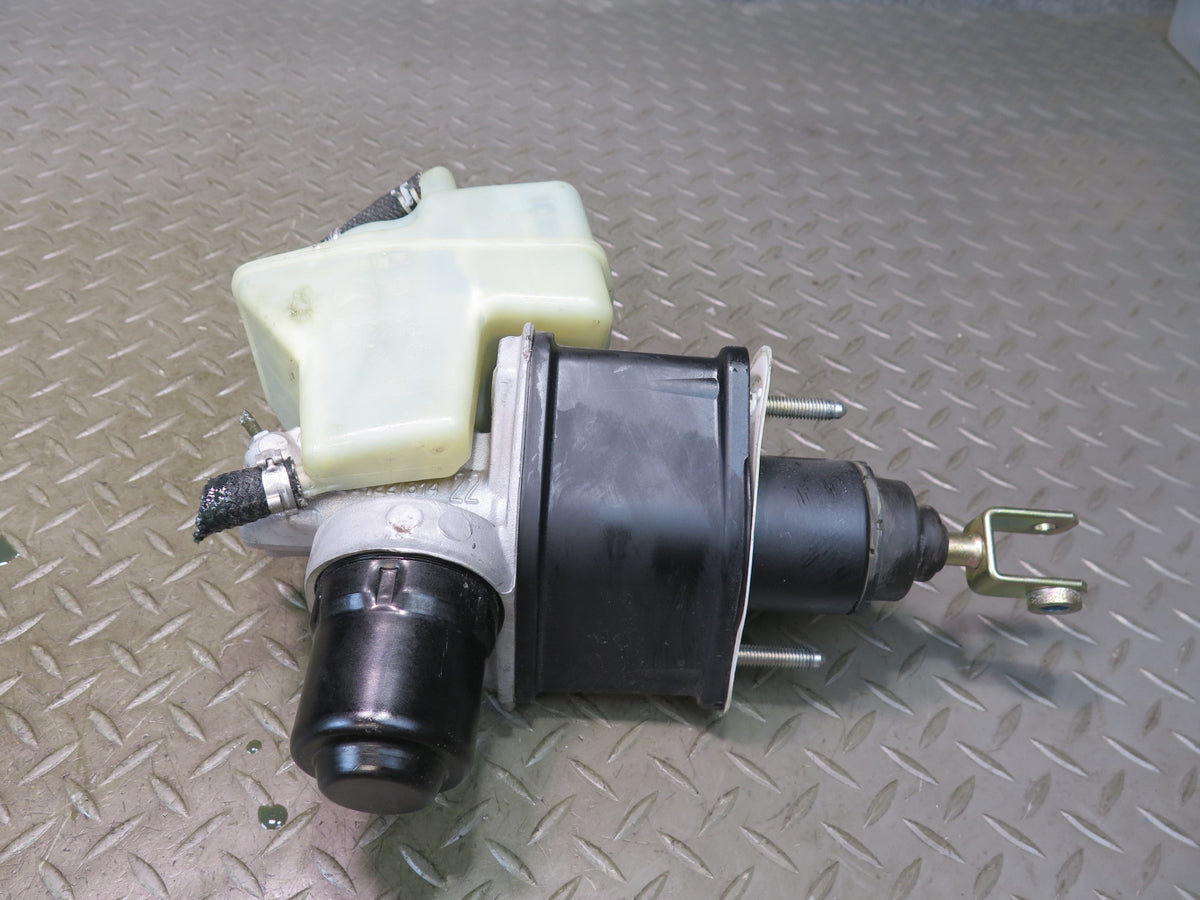 07-08 Mercedes R230 SL550 Master Cylinder Brake Booster w Reservoir OEM