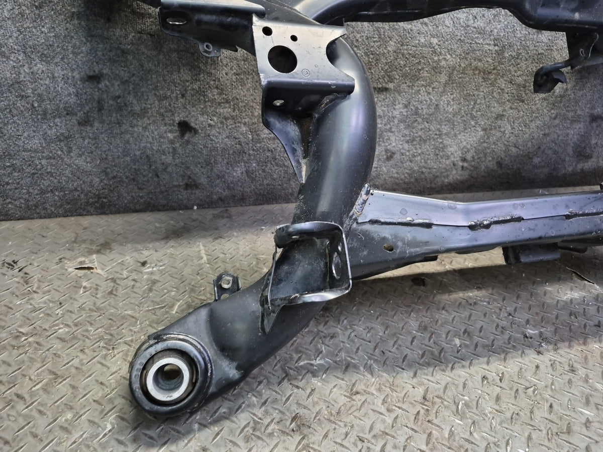 01-06 Lexus UCF30L LS430 Rear Suspension Subframe Crossmember Carrier 120K OEM