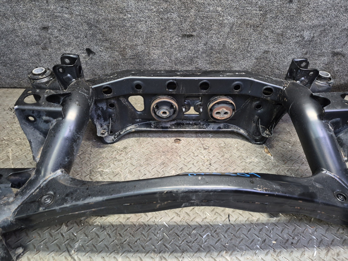 01-06 Lexus UCF30L LS430 Rear Suspension Subframe Crossmember Carrier 120K OEM