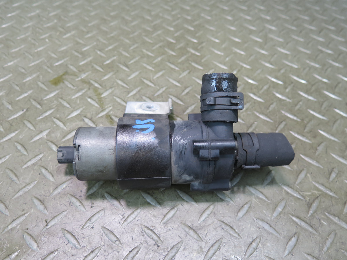 03-08 Mercedes R230 SL550 Engine Auxiliary AUX Coolant Water Pump 2308300114 OEM