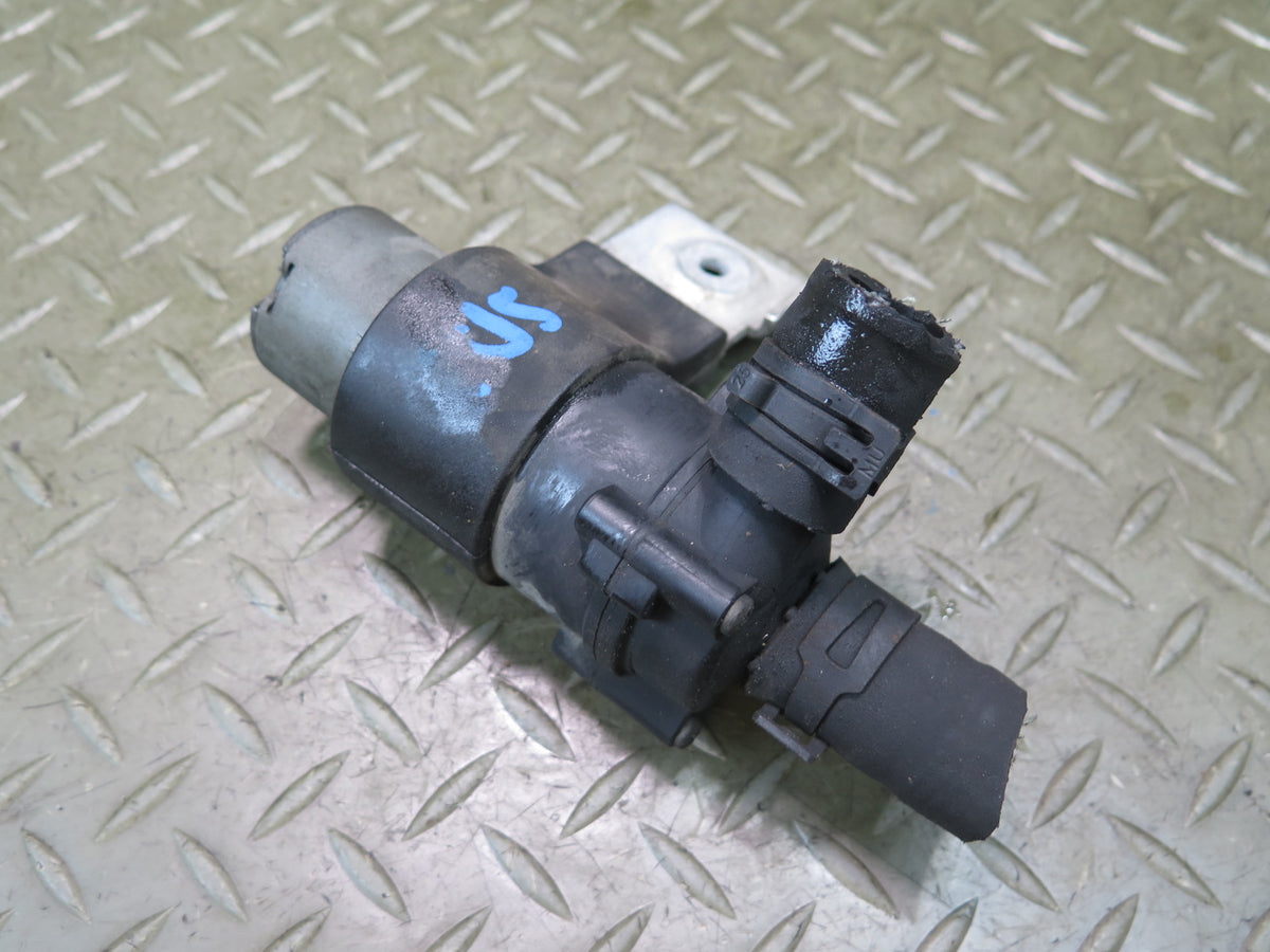 03-08 Mercedes R230 SL550 Engine Auxiliary AUX Coolant Water Pump 2308300114 OEM