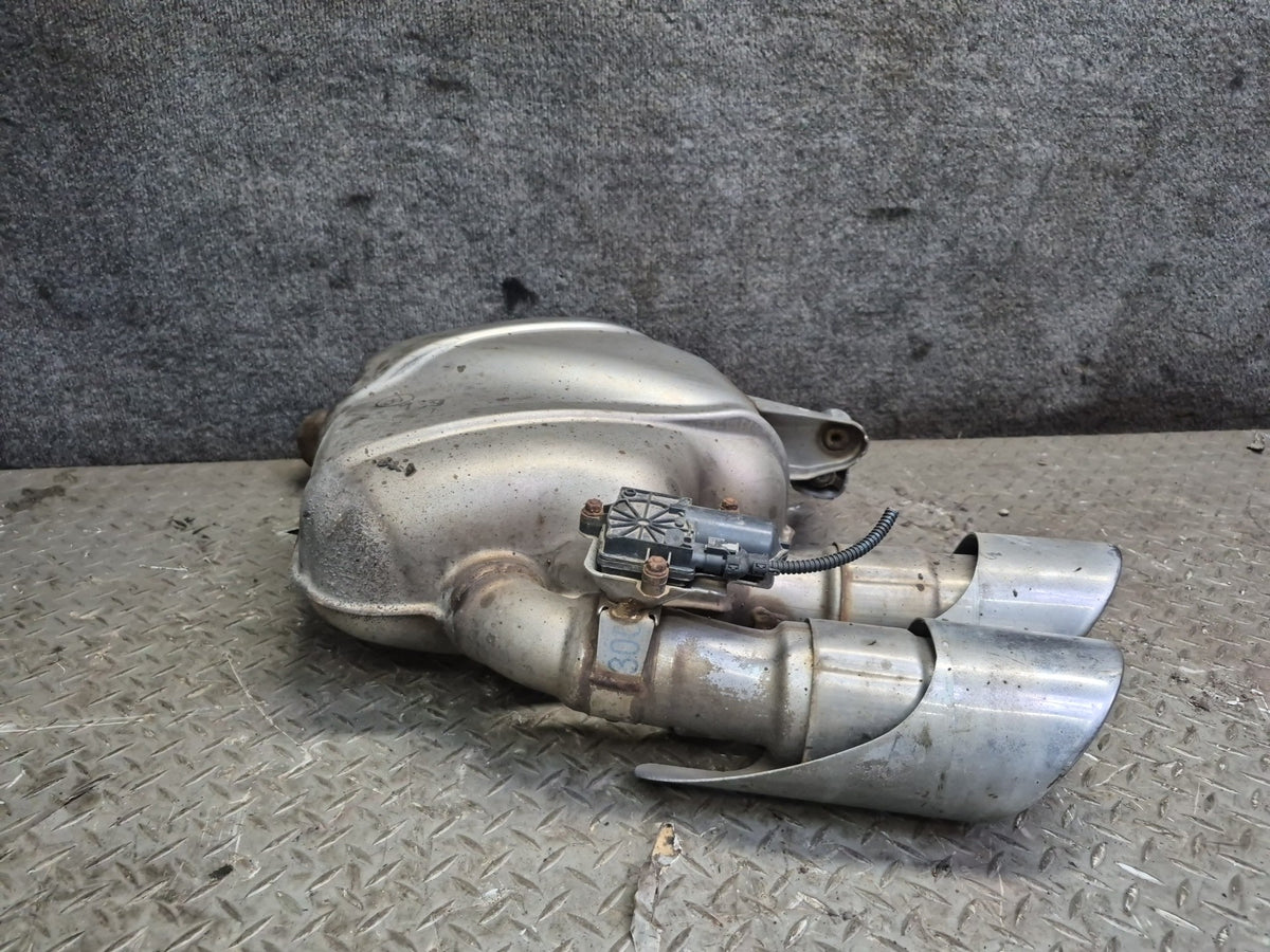 2015-2018 Porsche Macan Turbo 3.6L Rear Left & Right Exhaust Muffler W/ Tips Set