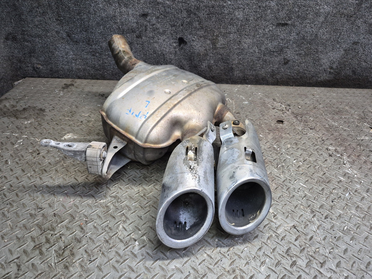 2015-2018 Porsche Macan Turbo 3.6L Rear Left & Right Exhaust Muffler W/ Tips Set