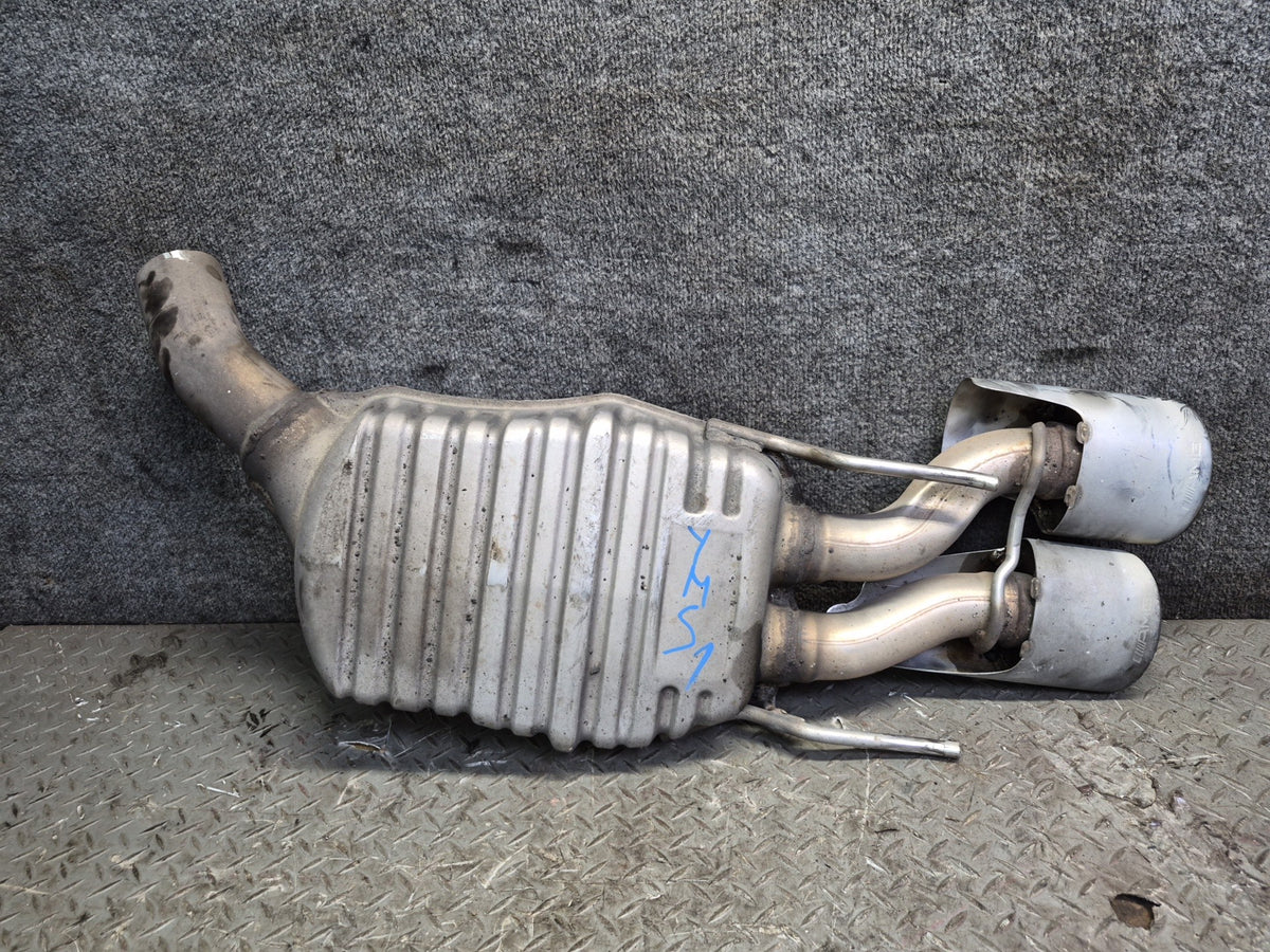 08-09 Mercedes W221 S63 AMG Set of 2 Rear Left Right Exhaust Muffler w Tips OEM