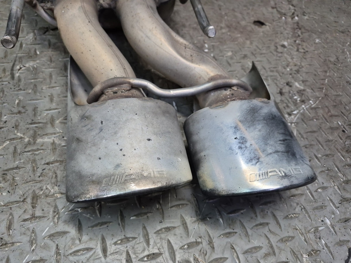 08-09 Mercedes W221 S63 AMG Set of 2 Rear Left Right Exhaust Muffler w Tips OEM