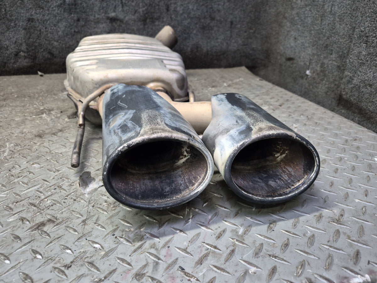 08-09 Mercedes W221 S63 AMG Set of 2 Rear Left Right Exhaust Muffler w Tips OEM