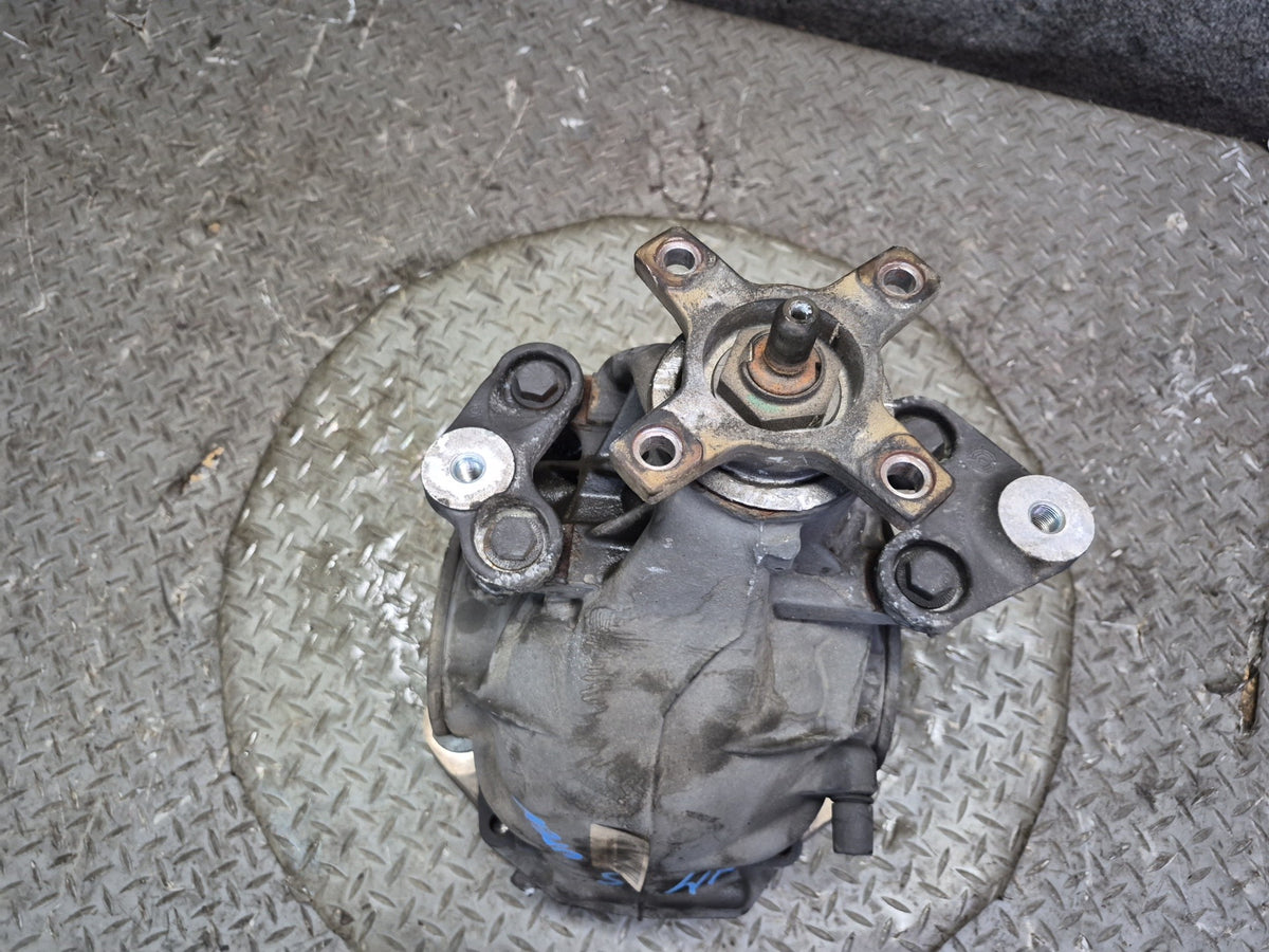 08-09 Mercedes W221 S63 AMG Rear Differential Carrier 3.06 Ratio 2213505404 OEM