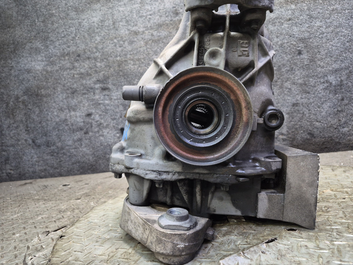 08-09 Mercedes W221 S63 AMG Rear Differential Carrier 3.06 Ratio 2213505404 OEM